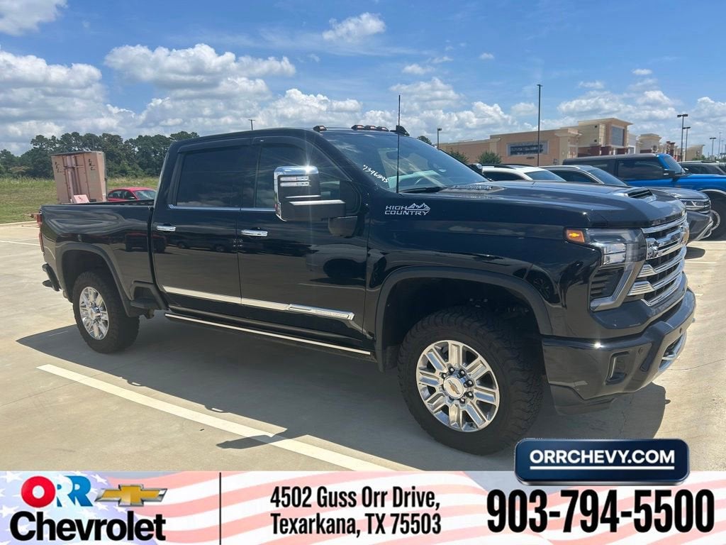 2025 Chevrolet Silverado HD High Country 4WD Crew Cab Standard Box's photo