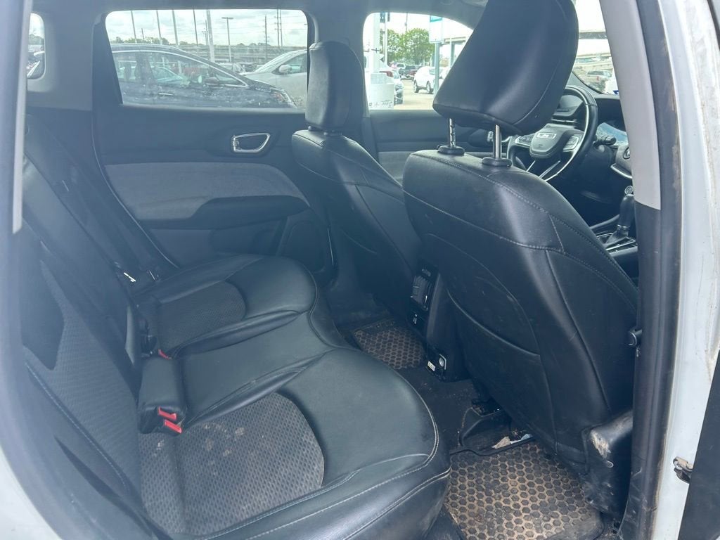 2022 Jeep Compass Latitude FWD