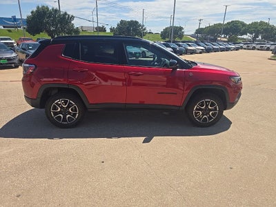 2025 Jeep Compass Trailhawk 4x4