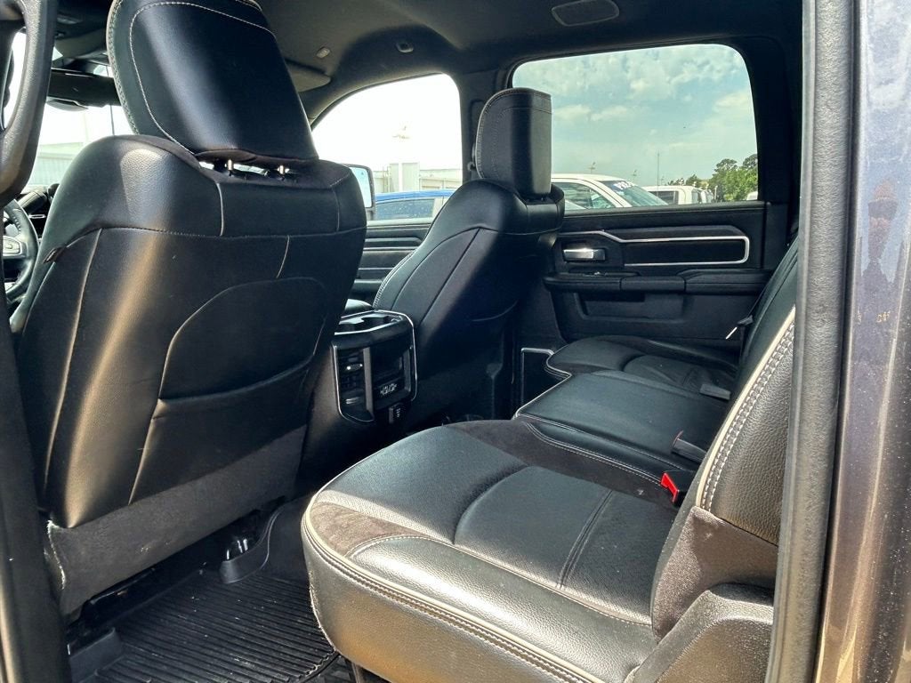 2024 RAM 3500 Laramie Crew Cab 4x4 8' Box