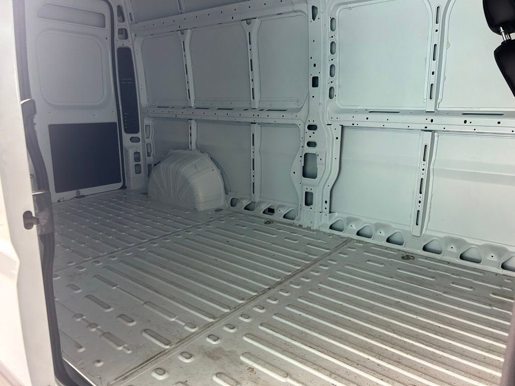 2026 RAM ProMaster Cargo Van Tradesman
