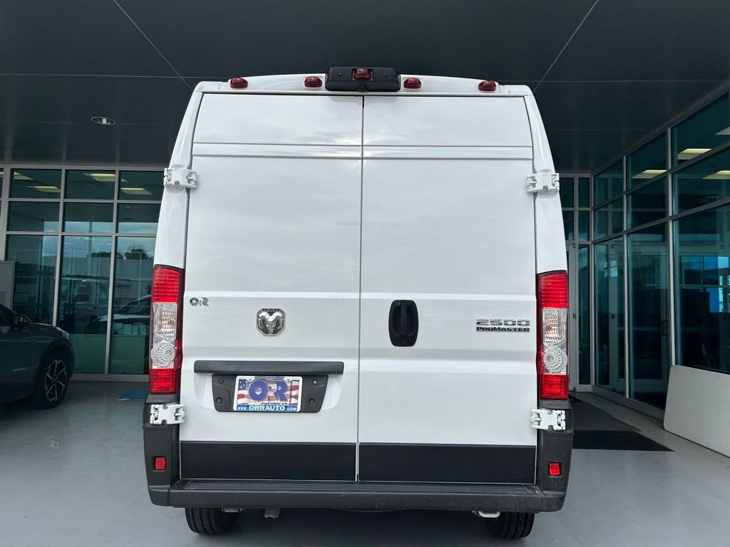 2026 RAM ProMaster Cargo Van Tradesman