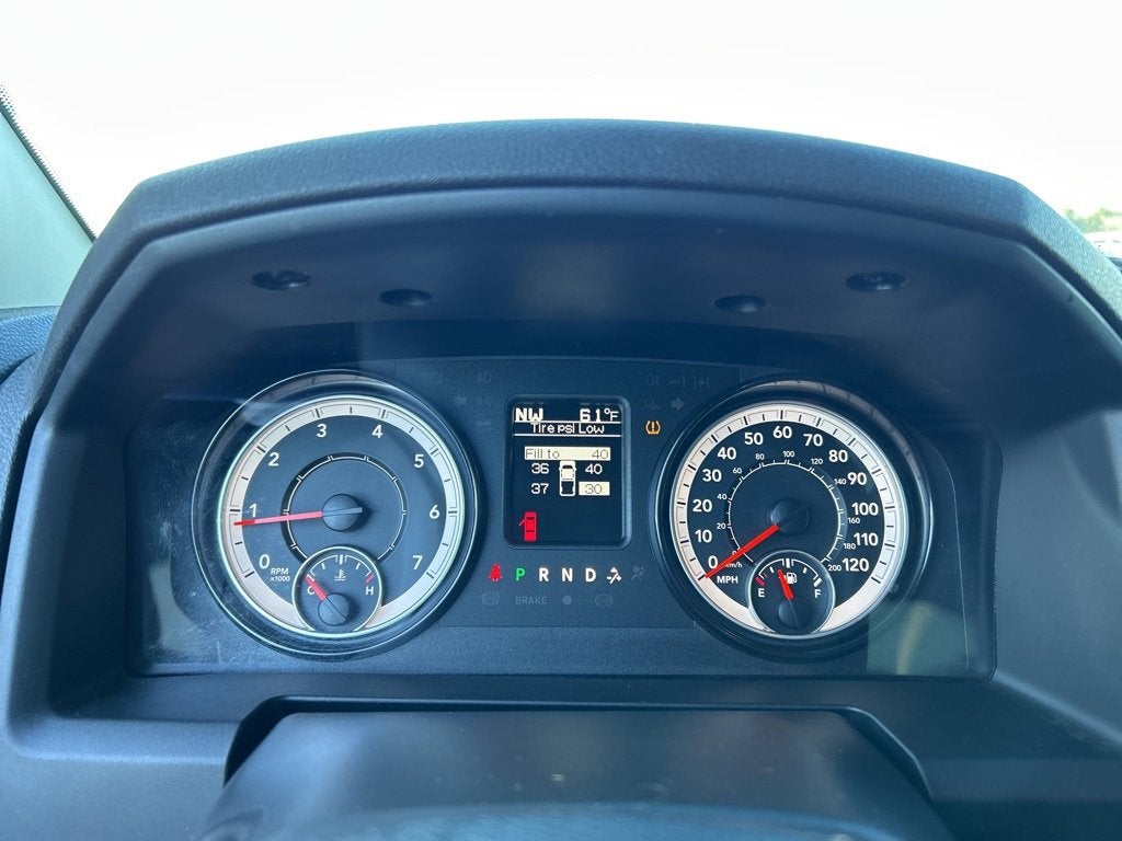 2023 RAM 1500 Classic Tradesman Crew Cab 4x4 5'7" Box