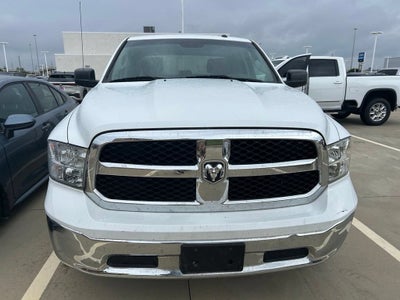 2022 RAM 1500 Classic Tradesman Crew Cab 4x4 5'7" Box