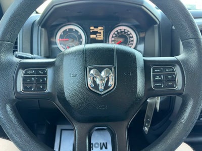 2022 RAM 1500 Classic Tradesman Crew Cab 4x4 5'7" Box