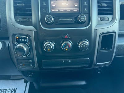 2022 RAM 1500 Classic Tradesman Crew Cab 4x4 5'7" Box