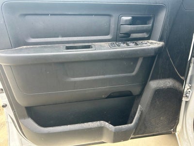 2022 RAM 1500 Classic Tradesman Crew Cab 4x4 5'7" Box