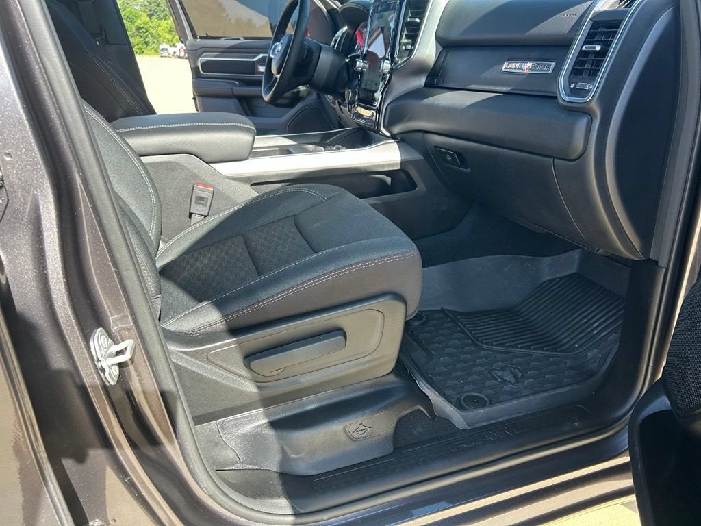 2026 RAM 1500 Lone Star Crew Cab 4x4 5'7" Box
