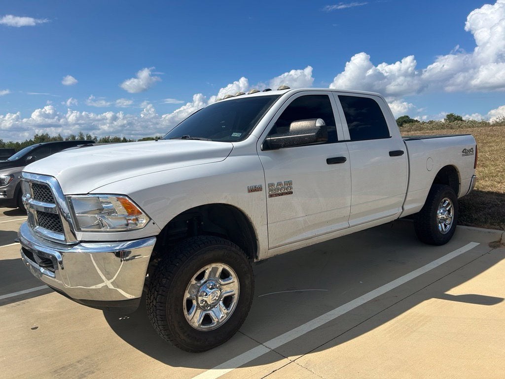 2017 RAM 2500 Tradesman Crew Cab 4x4 6'4" Box