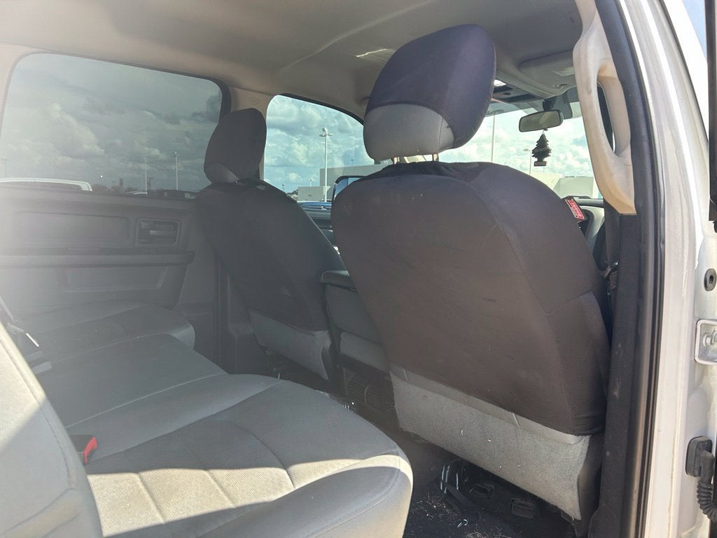 2017 RAM 2500 Tradesman Crew Cab 4x4 6'4" Box