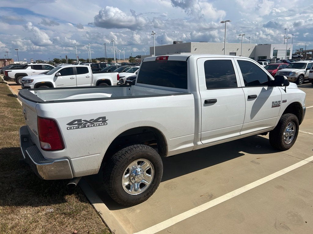 2017 RAM 2500 Tradesman Crew Cab 4x4 6'4" Box