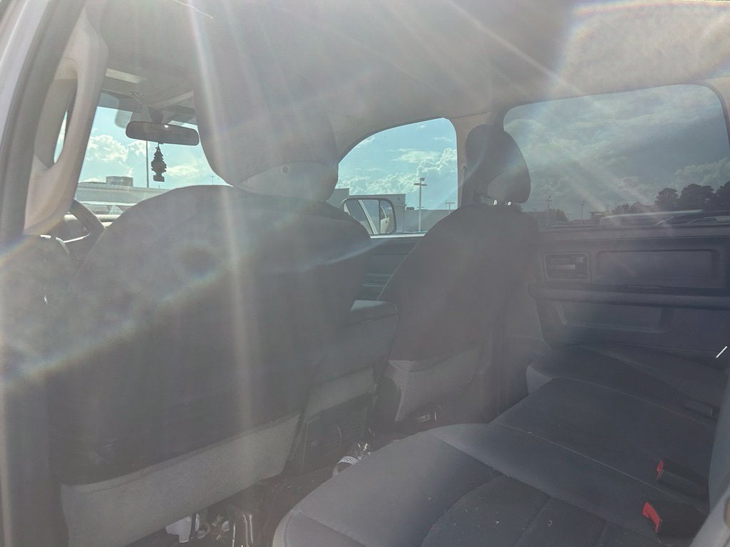 2017 RAM 2500 Tradesman Crew Cab 4x4 6'4" Box