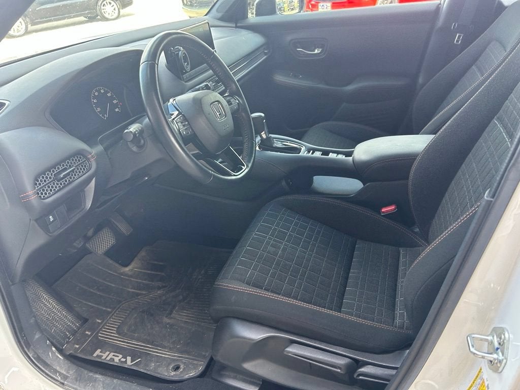 2025 Honda HR-V 2WD Sport