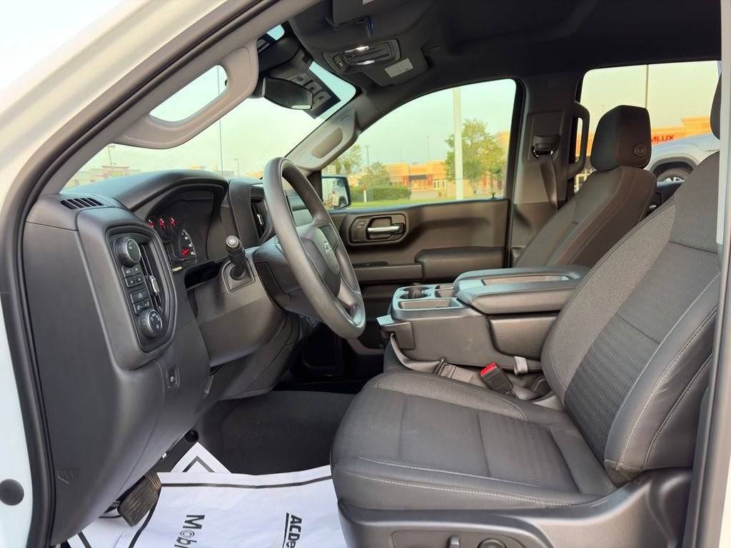 2023 Chevrolet Silverado 1500 Custom Trail Boss