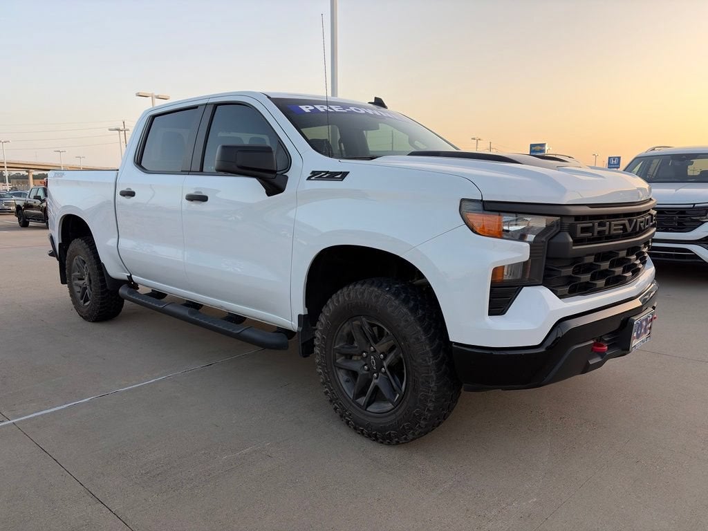 2023 Chevrolet Silverado 1500 Custom Trail Boss