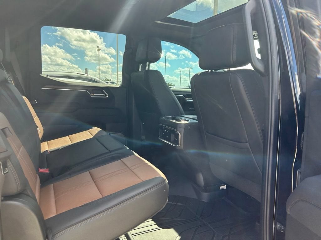 2025 Chevrolet Silverado 1500 High Country