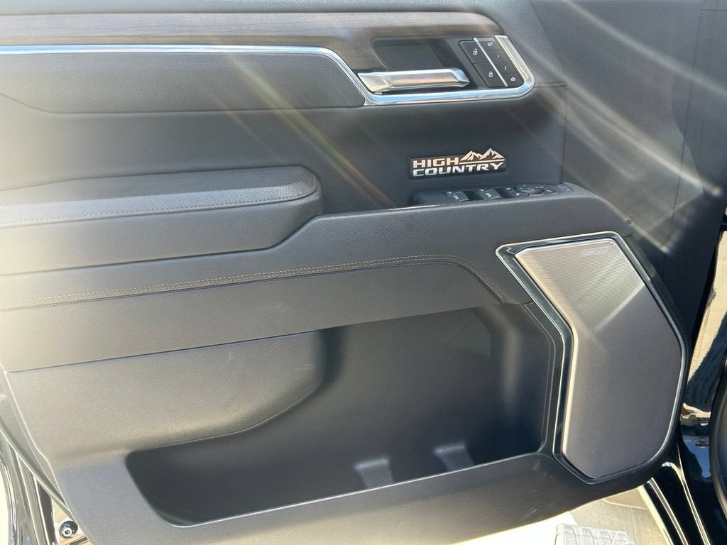 2025 Chevrolet Silverado 1500 High Country