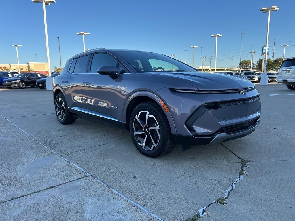 2025 Chevrolet Equinox EV LT