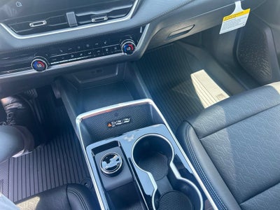 2027 Chevrolet Equinox FWD LT