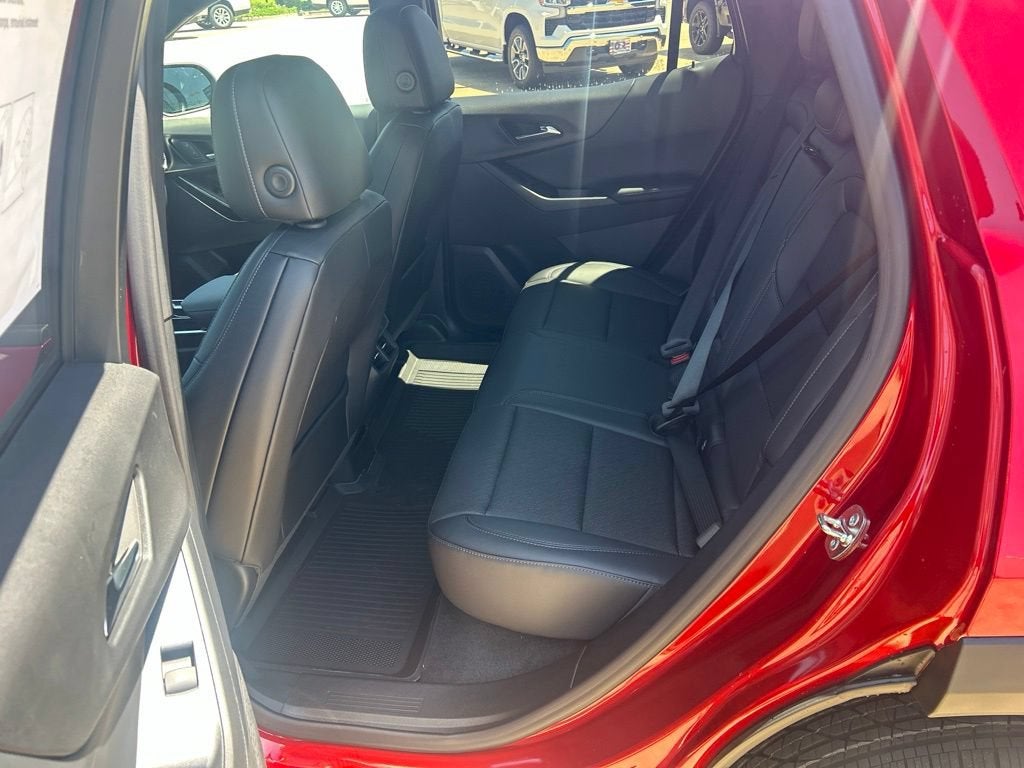2027 Chevrolet Equinox FWD LT