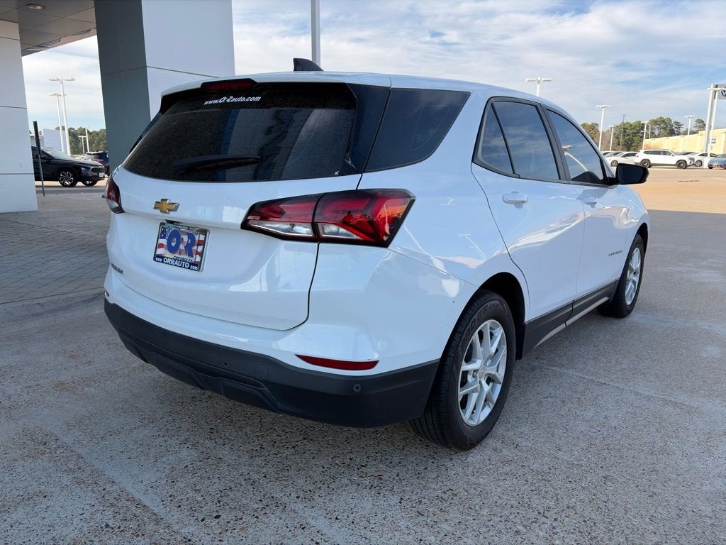 2023 Chevrolet Equinox LS
