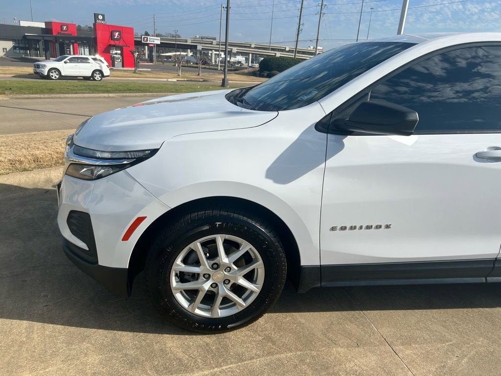 2023 Chevrolet Equinox LS