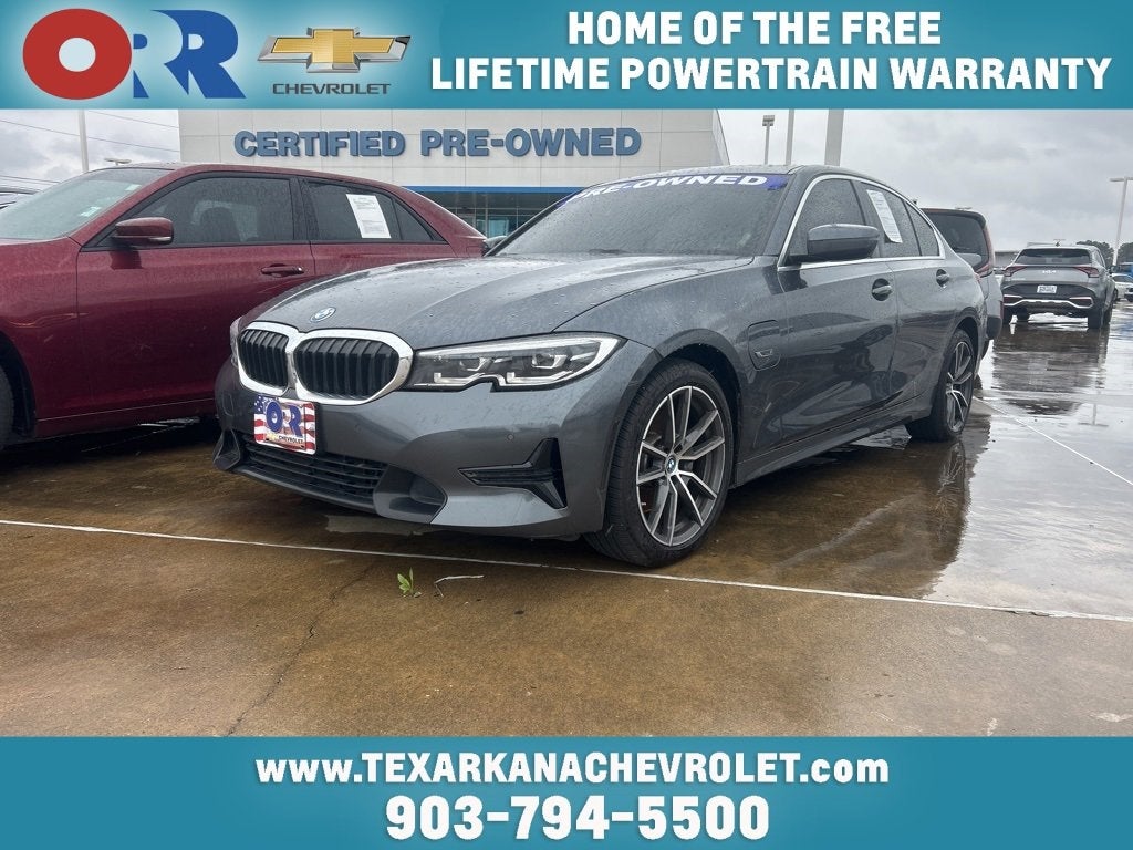 2022 BMW 3 Series 330e