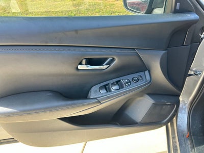2023 Nissan Sentra SV Xtronic CVT