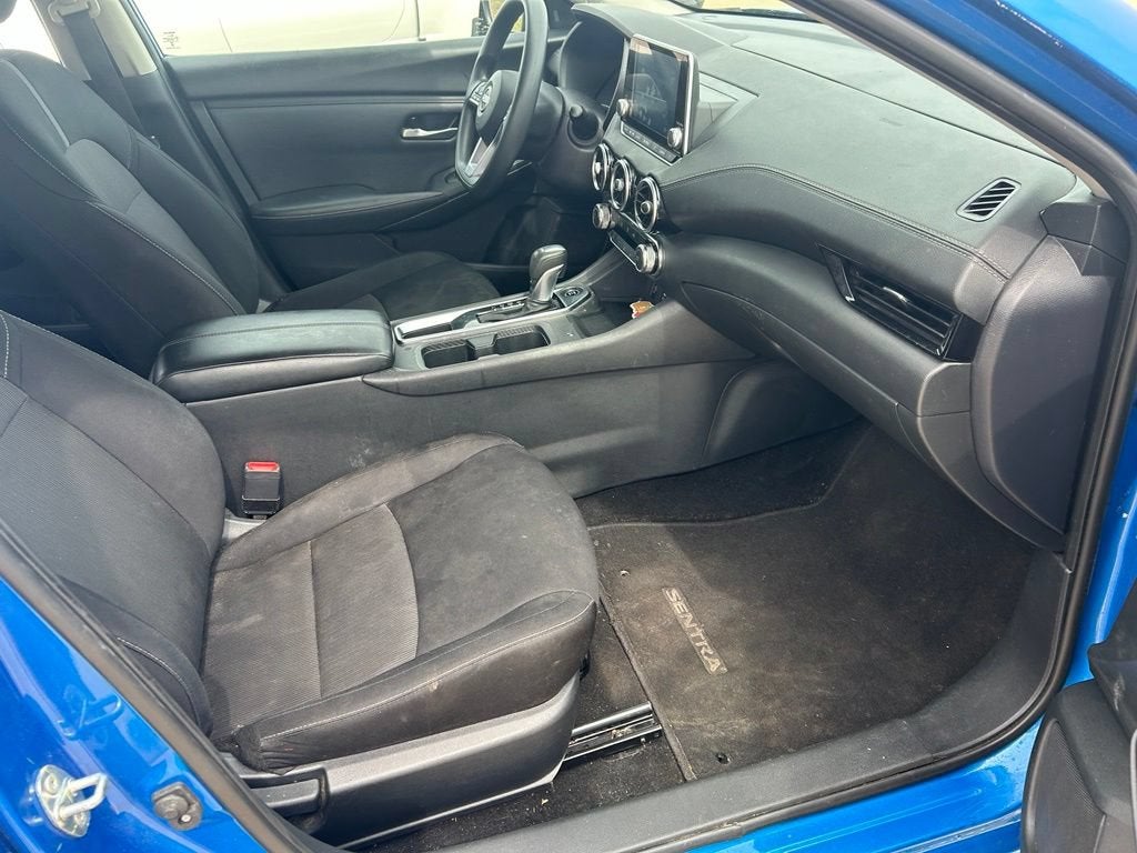 2024 Nissan Sentra SV Xtronic CVT