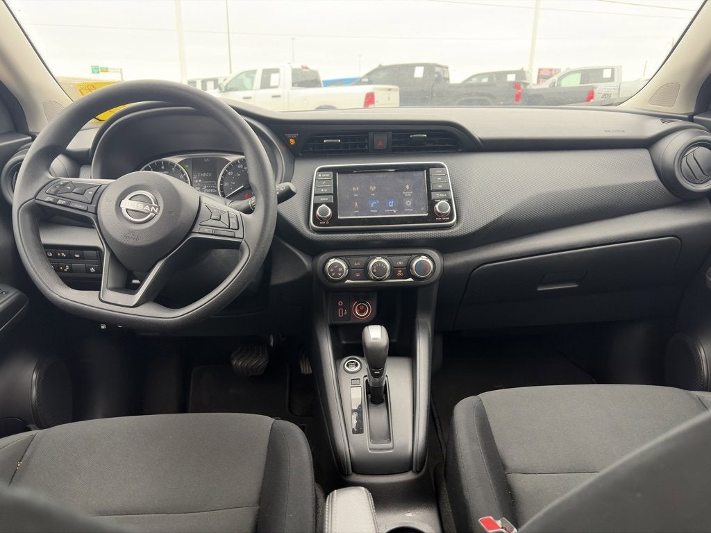 2024 Nissan Kicks S Xtronic CVT