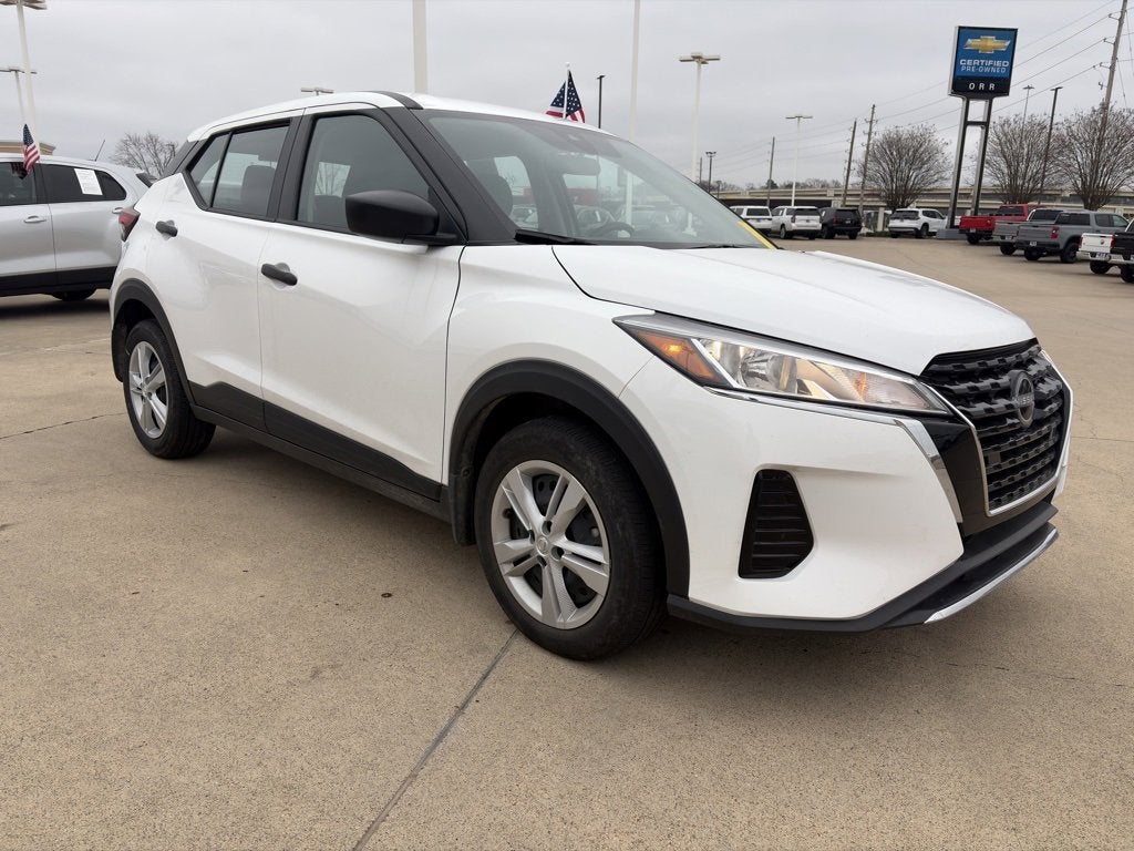 2024 Nissan Kicks S Xtronic CVT
