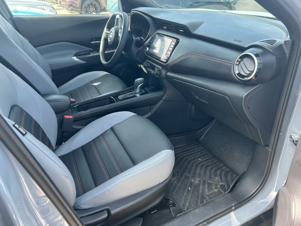 2024 Nissan Kicks SR Xtronic CVT
