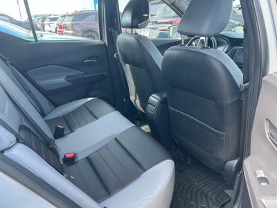 2024 Nissan Kicks SR Xtronic CVT