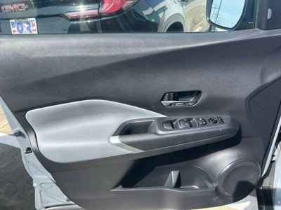 2024 Nissan Kicks SR Xtronic CVT