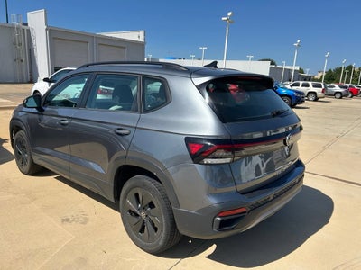 2024 Volkswagen Taos SE