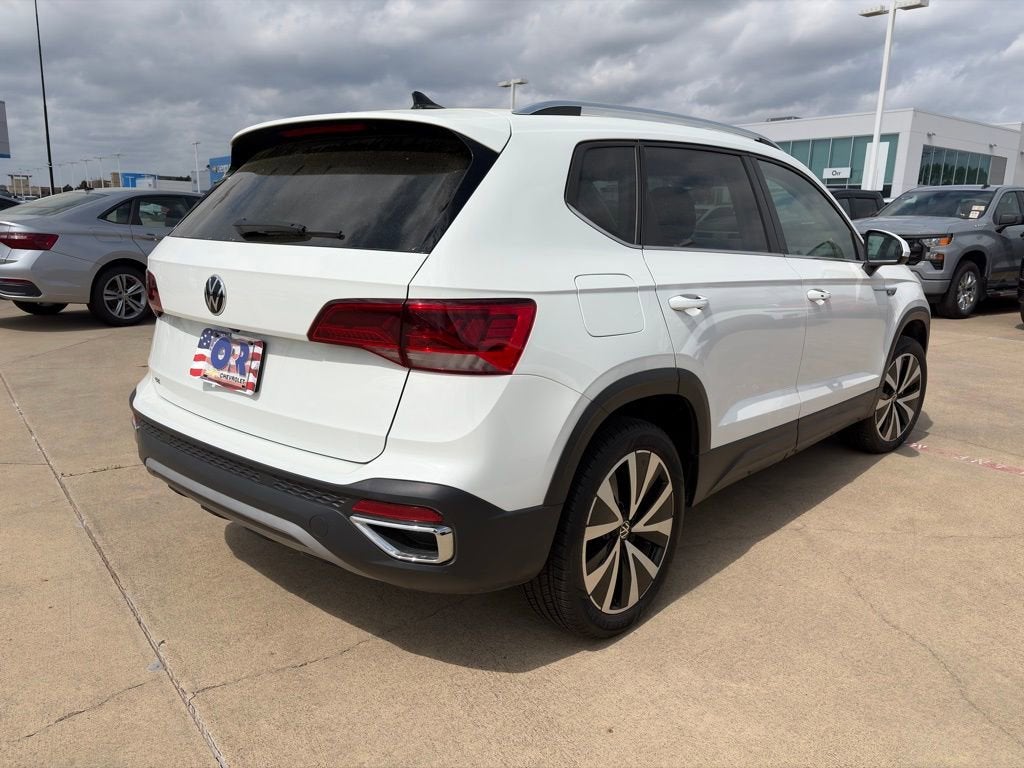 2023 Volkswagen Taos SE