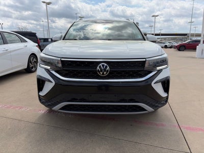 2023 Volkswagen Taos SE