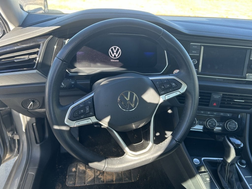 2024 Volkswagen Jetta SE