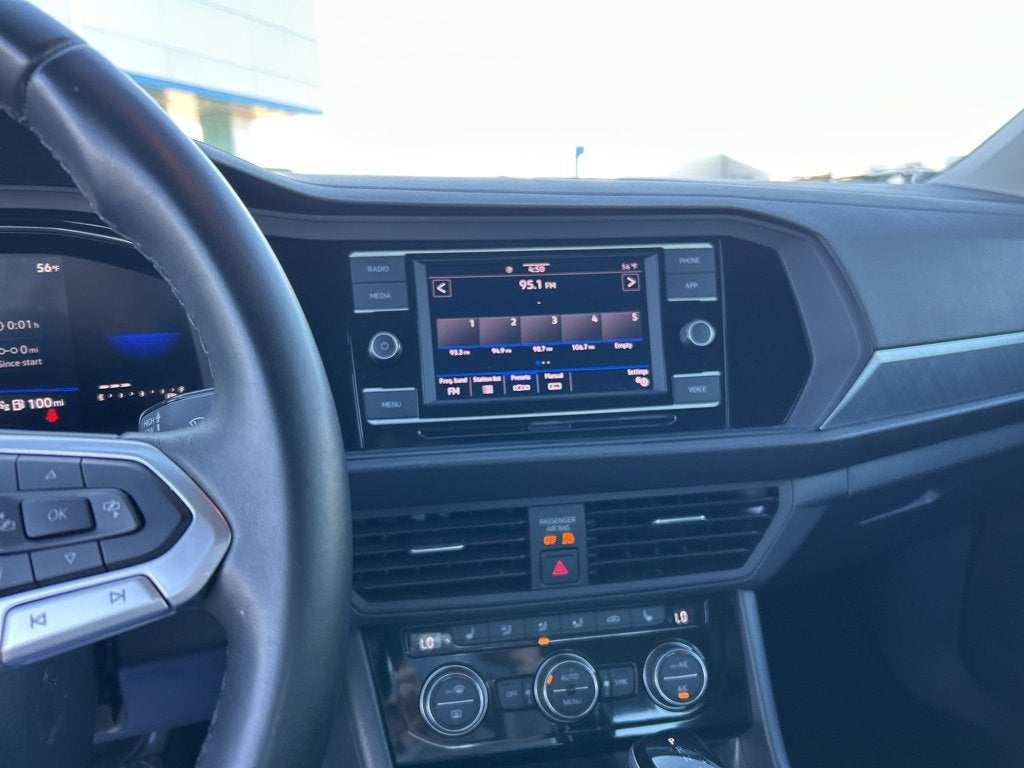 2024 Volkswagen Jetta SE