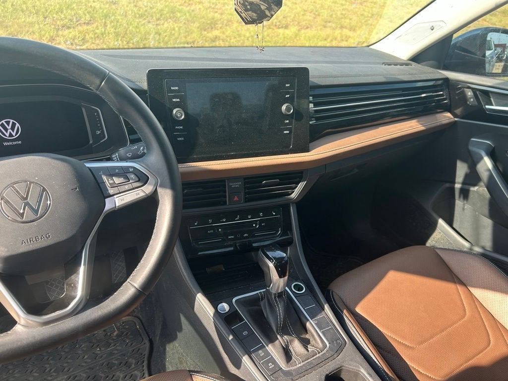 2025 Volkswagen Jetta SEL