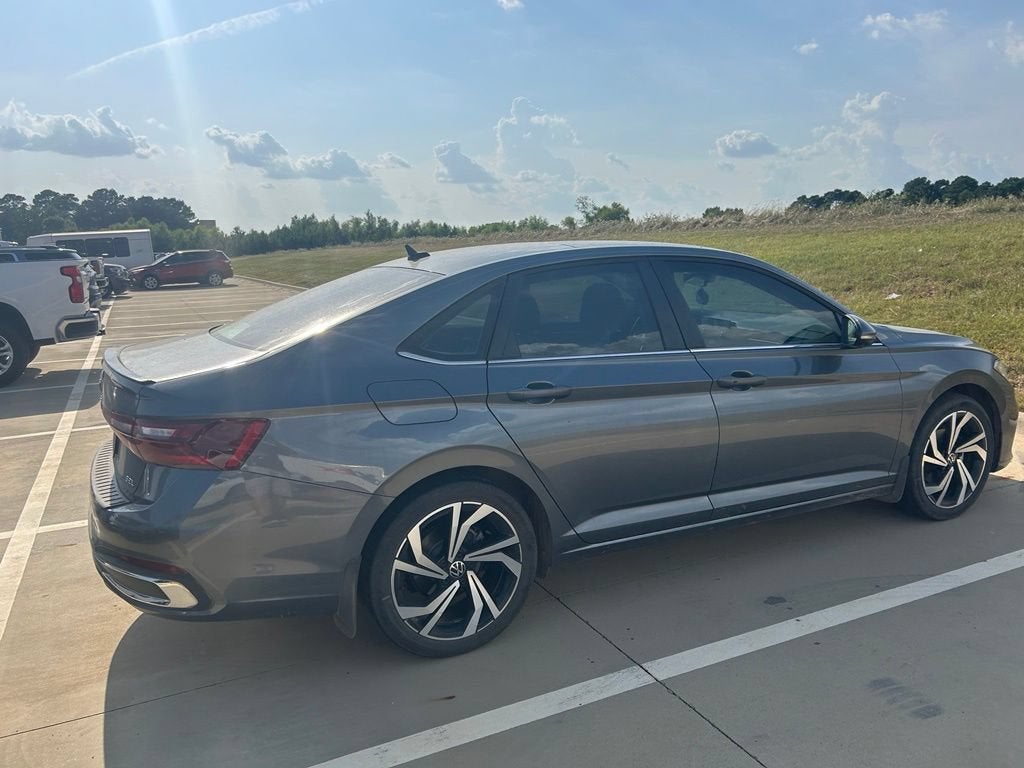 2025 Volkswagen Jetta SEL