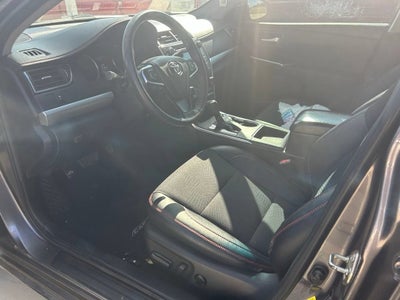 2017 Toyota Camry SE