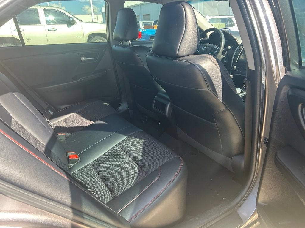 2017 Toyota Camry SE