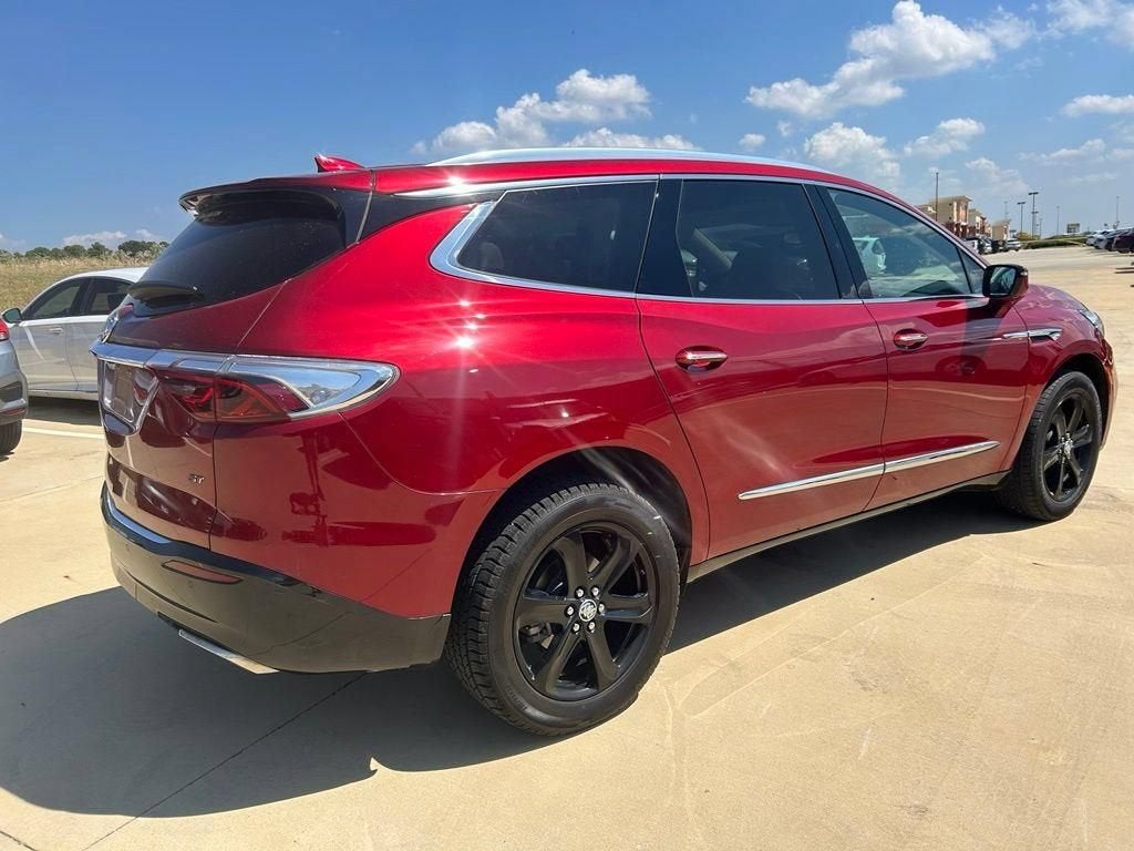 2024 Buick Enclave Essence