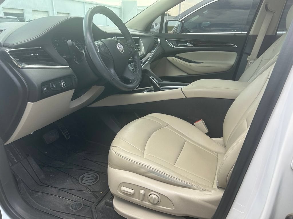 2021 Buick Enclave Essence