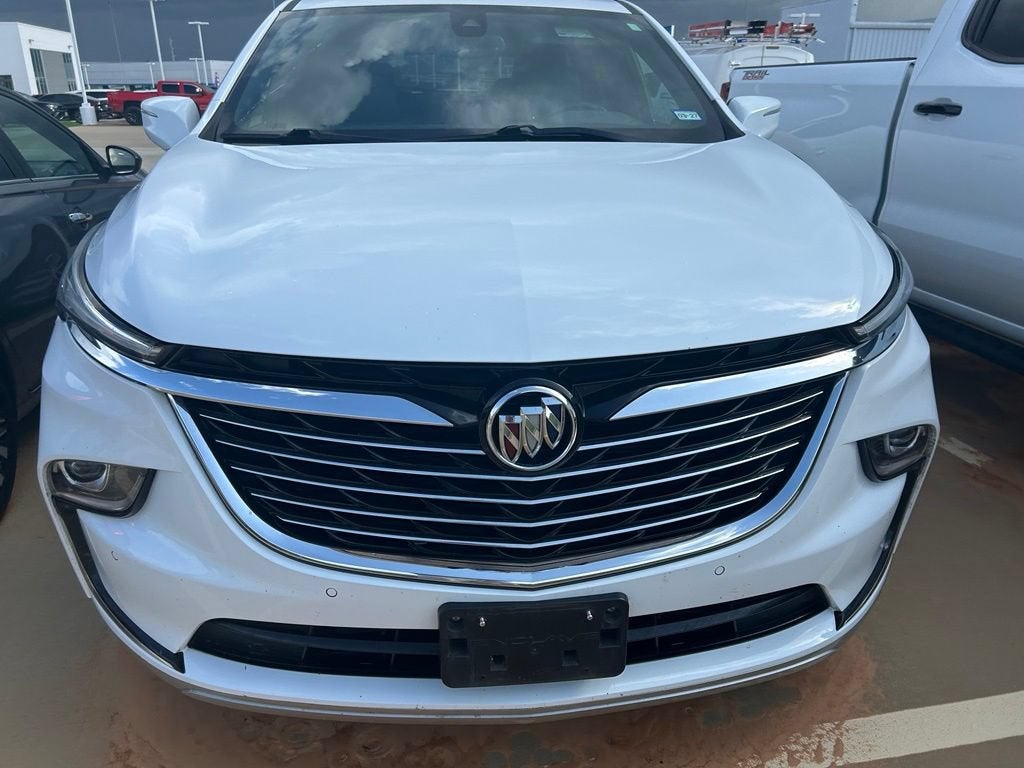 2022 Buick Enclave Essence