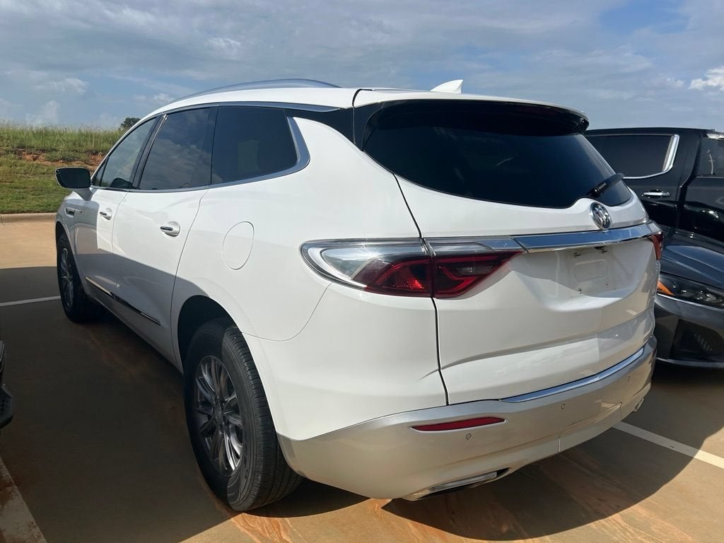 2022 Buick Enclave Essence