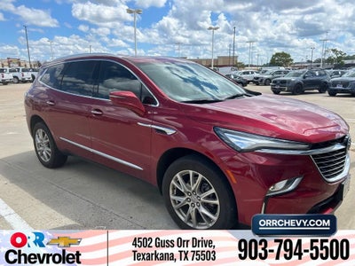 2023 Buick Enclave Essence