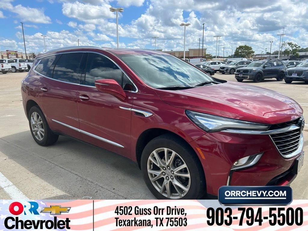 2023 Buick Enclave Essence
