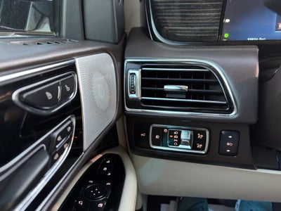 2024 Lincoln Navigator L Black Label